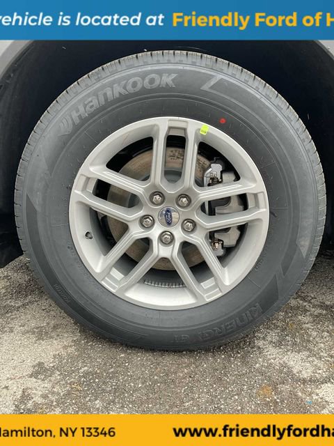 Used 2026 Ford Explorer Active AWD/4WD image 12