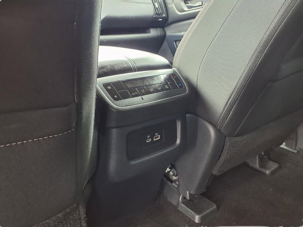 Used 2025 Nissan Pathfinder SV image 22