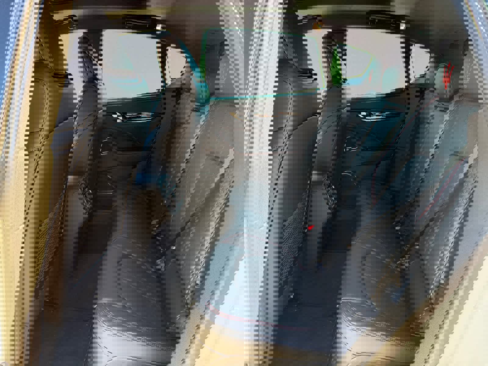 Used 2024 Maserati Levante GT Ultima image 19