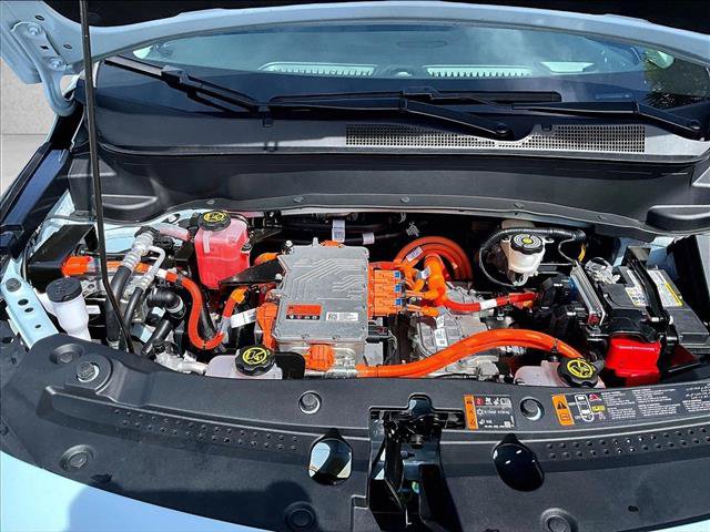 Used 2023 Chevrolet Bolt EUV LT w/ Convenience Package FWD image 11