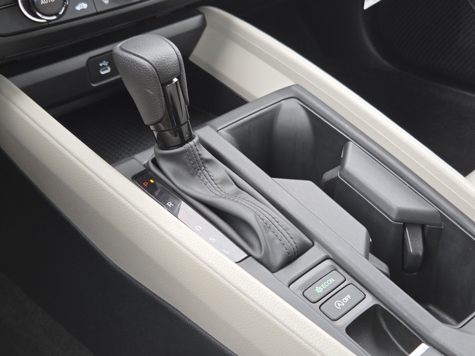 Used 2025 Honda Accord LX image 31