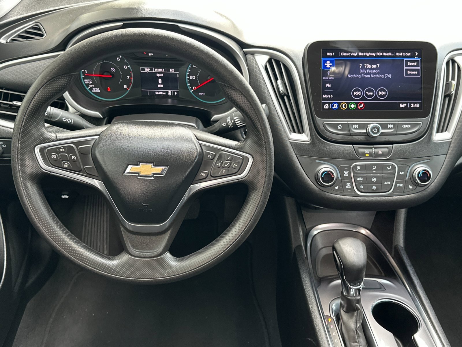 Used 2022 Chevrolet Malibu LT image 16