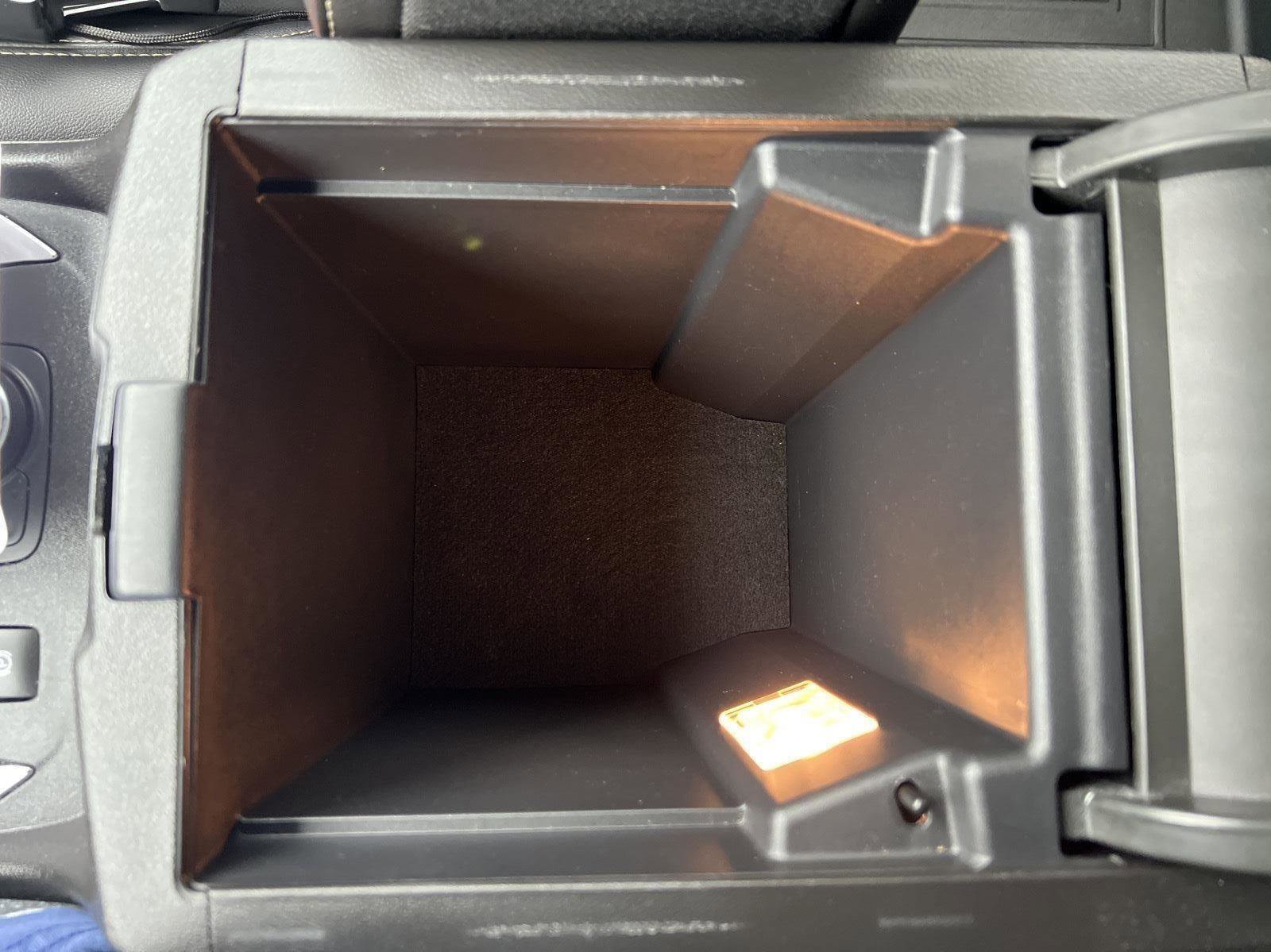 Used 2023 Chevrolet Traverse LT image 24