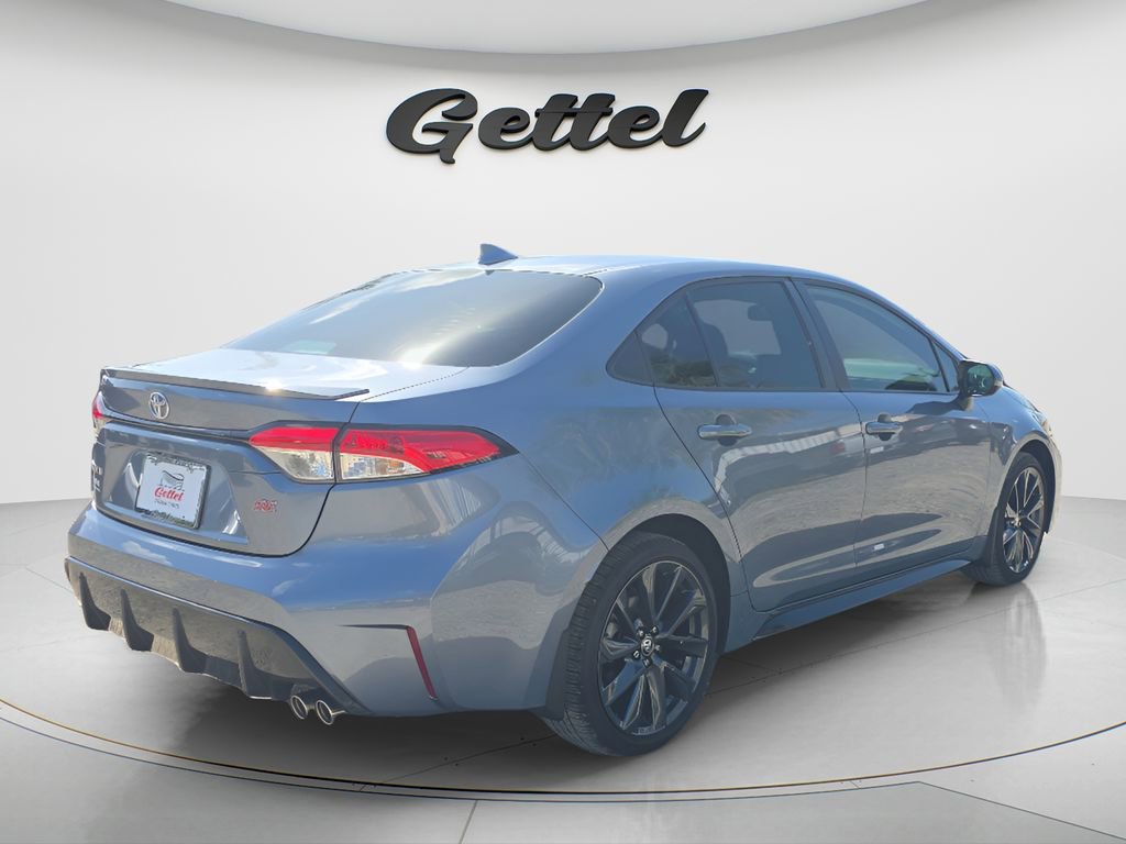Used 2025 Toyota Corolla SE image 4