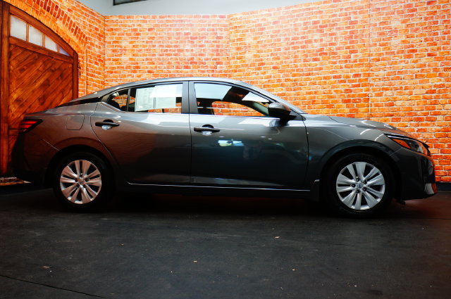 Certified 2025 Nissan Sentra S FWD image 4