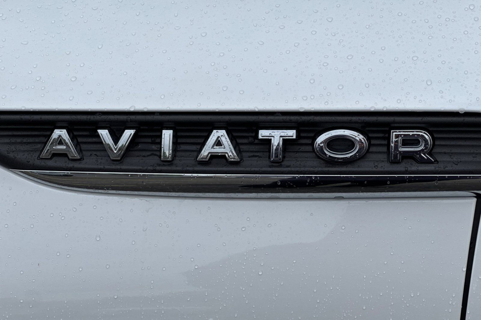 Used 2025 Lincoln Aviator Reserve w/ Luxury Package AWD/4WD image 27