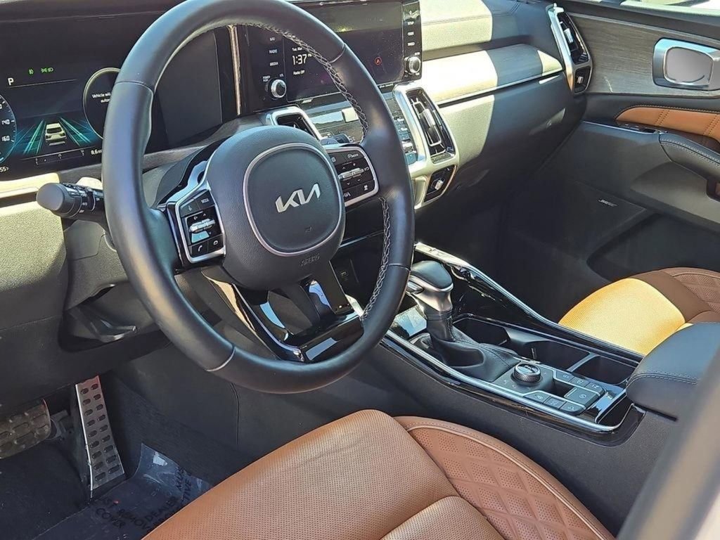 Certified 2023 Kia Sorento SX Prestige image 18