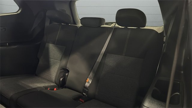 Used 2025 GMC Acadia Elevation image 27