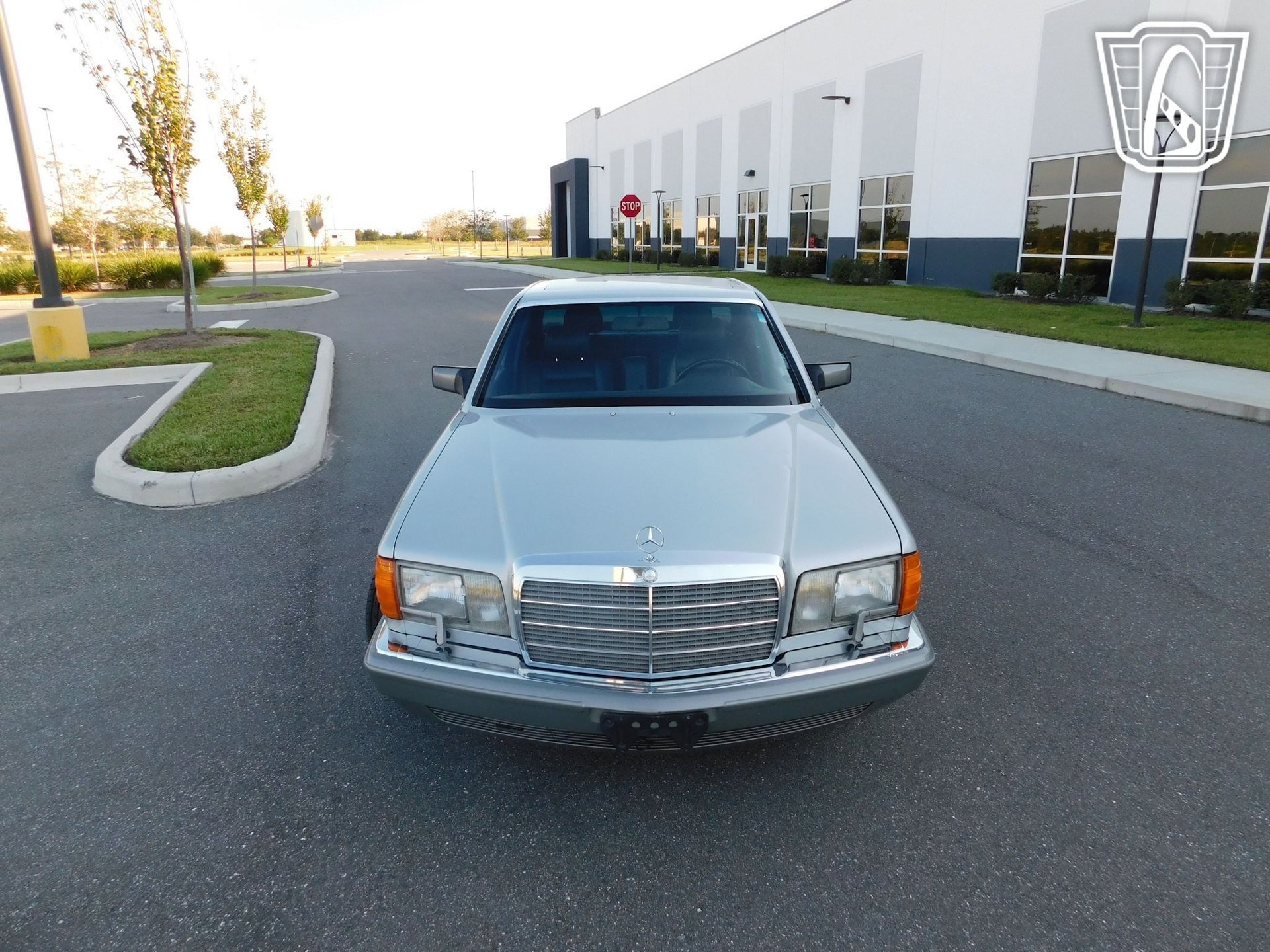 Used 1990 Mercedes-Benz 300 SE image 7