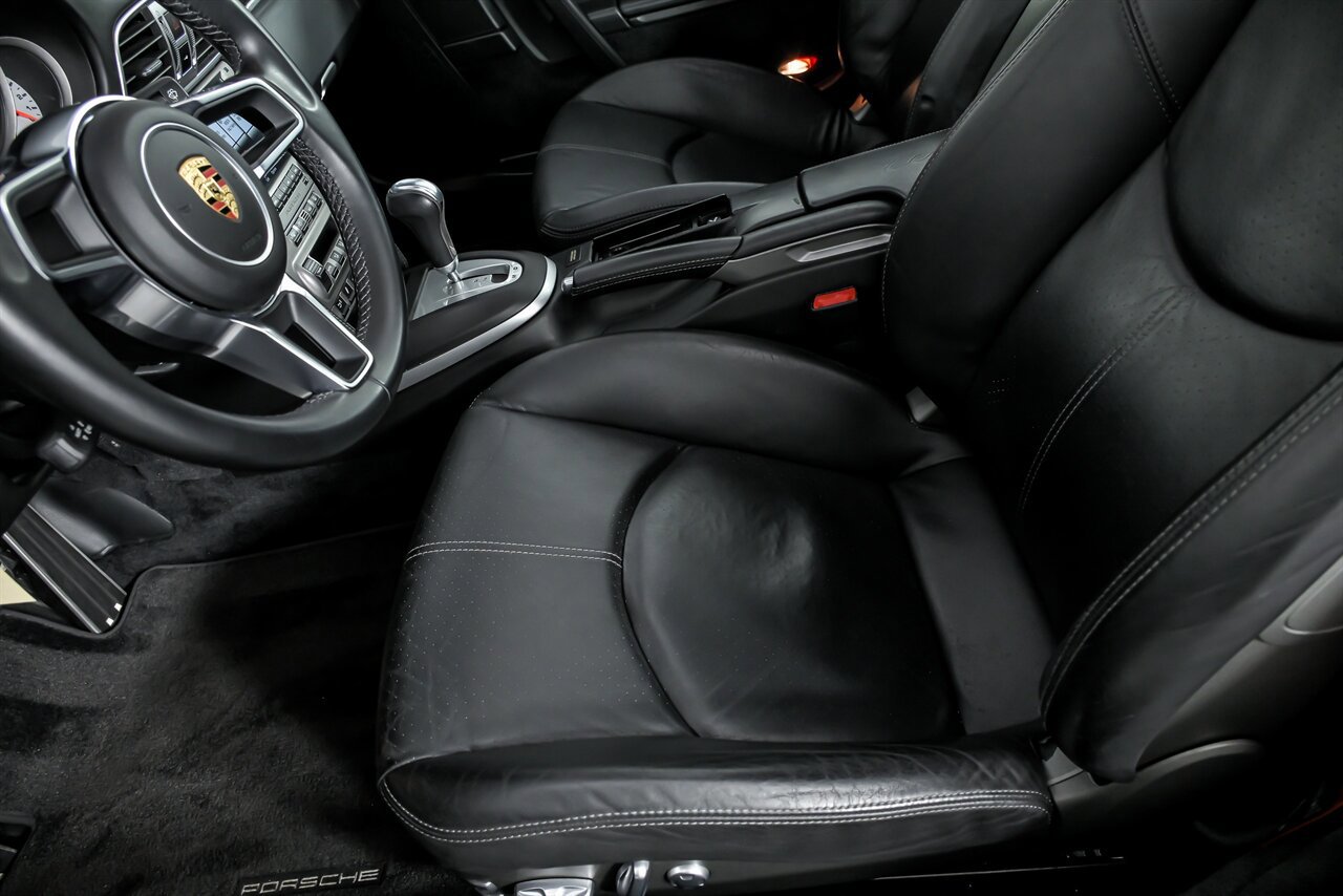 Used 2007 Porsche 911 Turbo AWD/4WD image 21