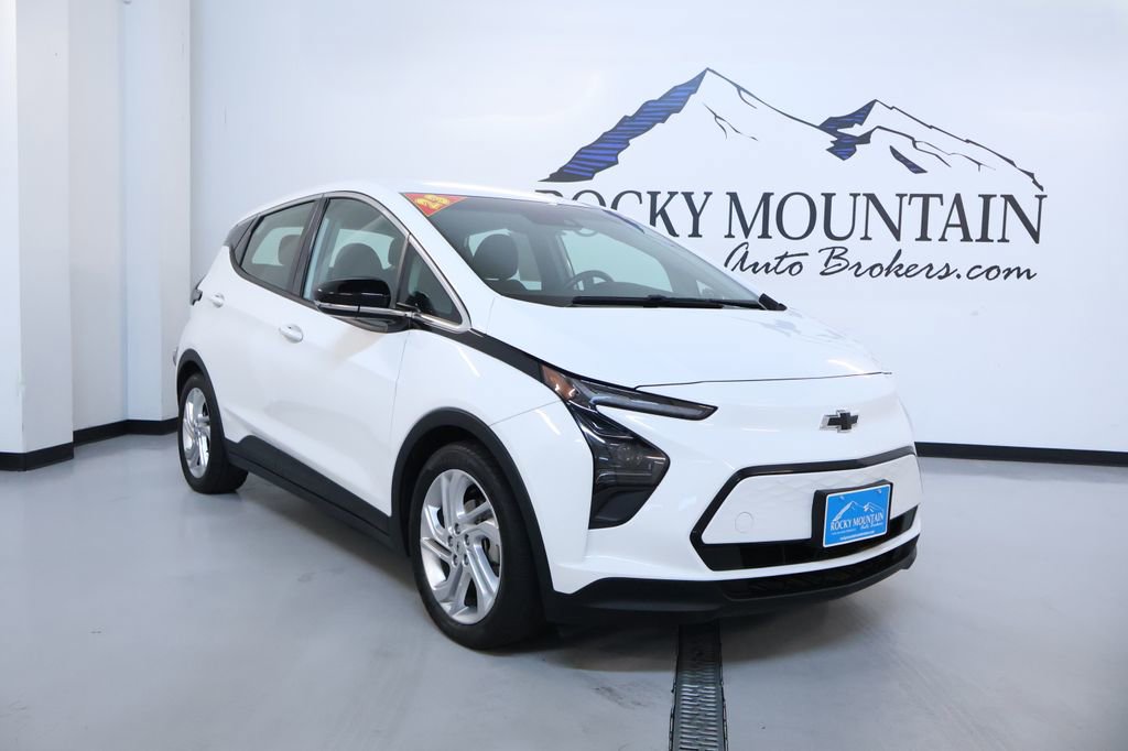 Used 2023 Chevrolet Bolt LT w/ Driver Confidence Package image 1