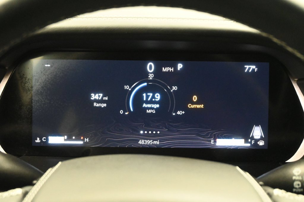 Used 2022 Jeep Grand Cherokee Overland w/ Luxury Tech Group IV RWD image 10