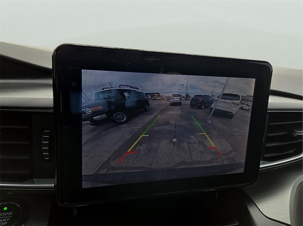 Used 2020 Ford Explorer XLT w/ Equipment Group 202A image 14