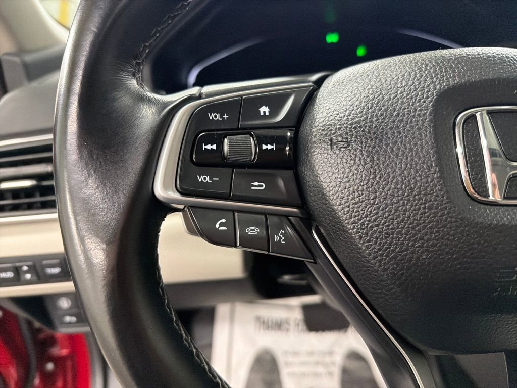 Used 2018 Honda Accord Touring image 19