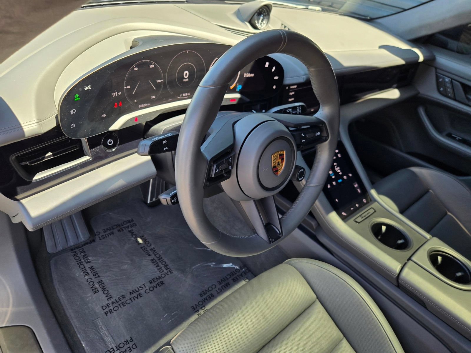 Certified 2022 Porsche Taycan GTS w/ Premium Package (P6U) AWD/4WD image 4