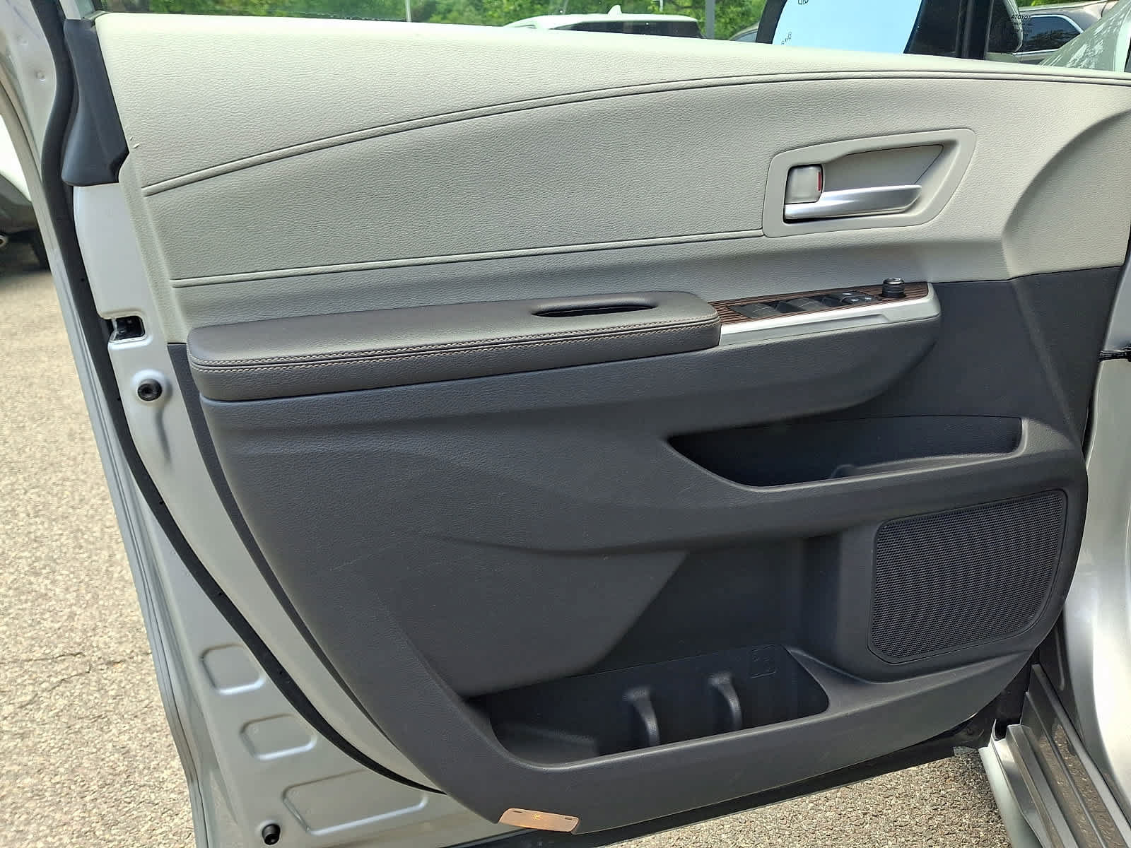 Certified 2021 Toyota Sienna XLE w/ XLE Plus Package FWD image 14