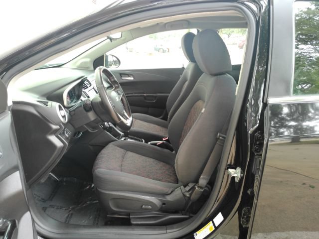Used 2017 Chevrolet Sonic LT w/ Convenience Package FWD image 12