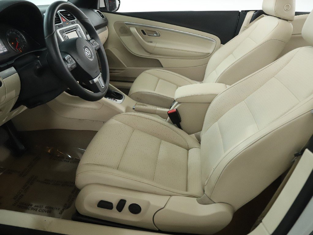 Used 2016 Volkswagen Eos Komfort image 25