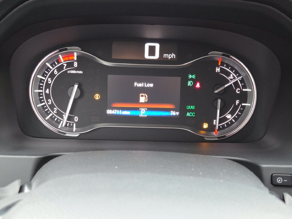 Used 2016 Honda Pilot Touring image 39