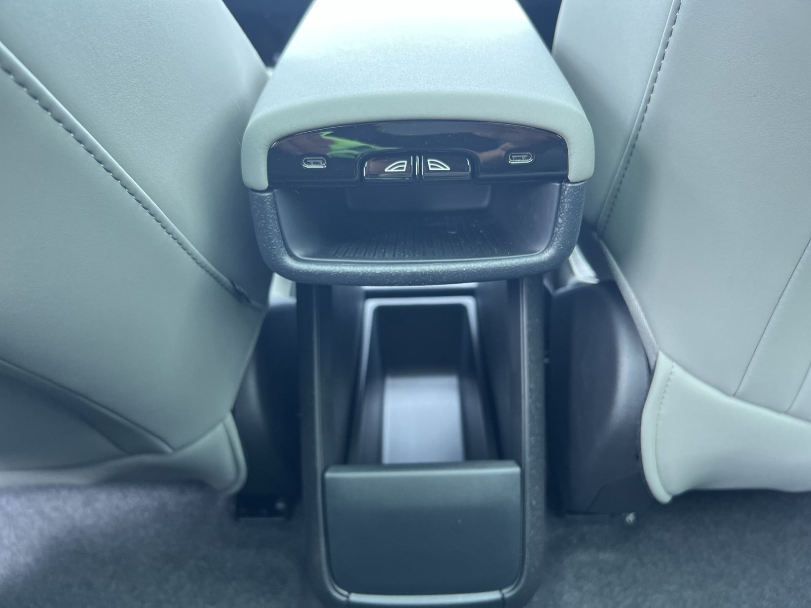 New 2026 Volvo EX30 Ultra w/ Protection Package Premier AWD/4WD image 23