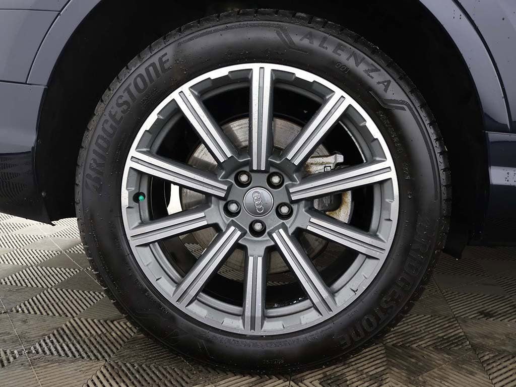 Used 2017 Audi Q7 3.0T Premium Plus w/ Premium Plus Package image 23