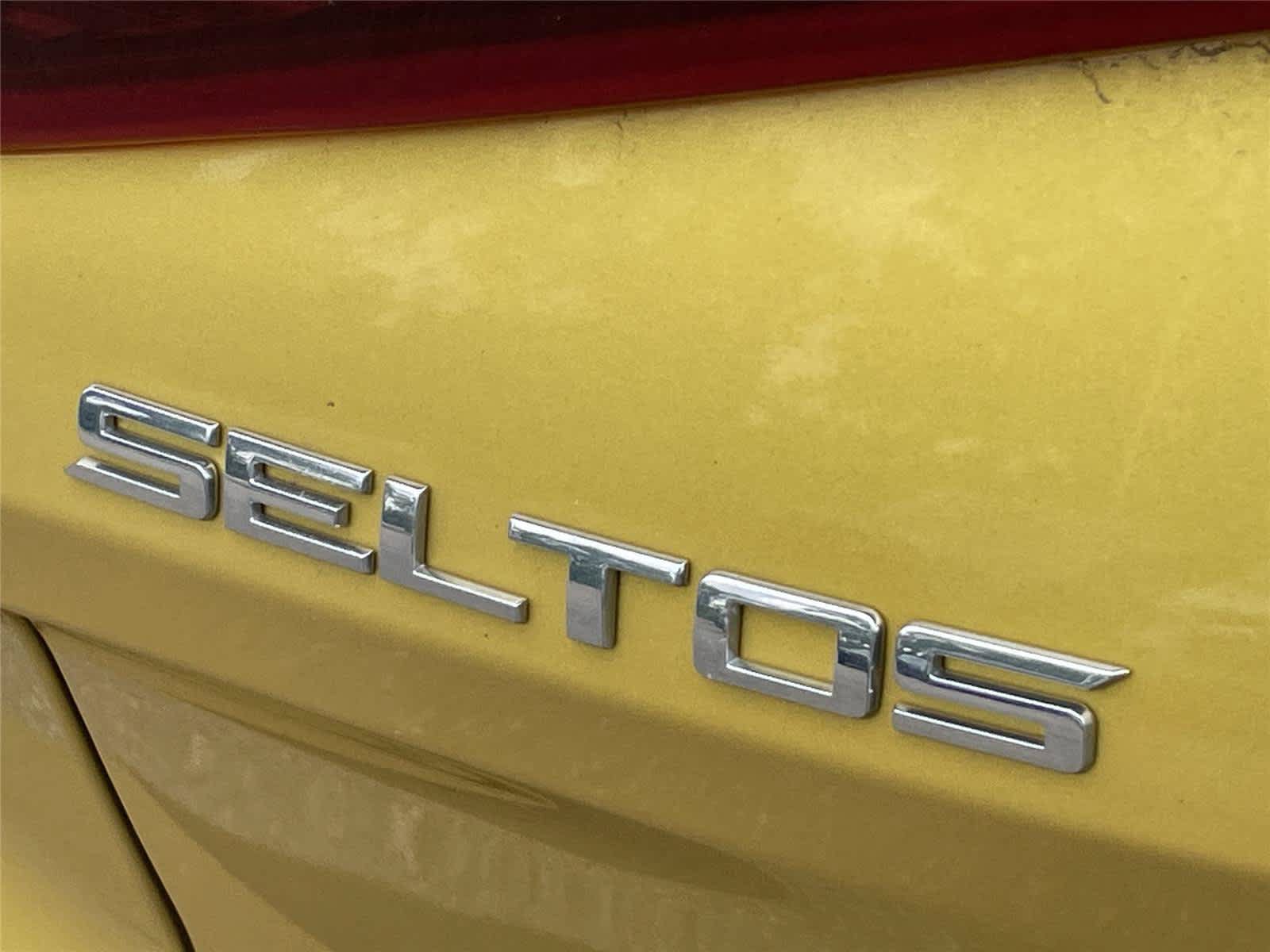 Used 2021 Kia Seltos S FWD image 7