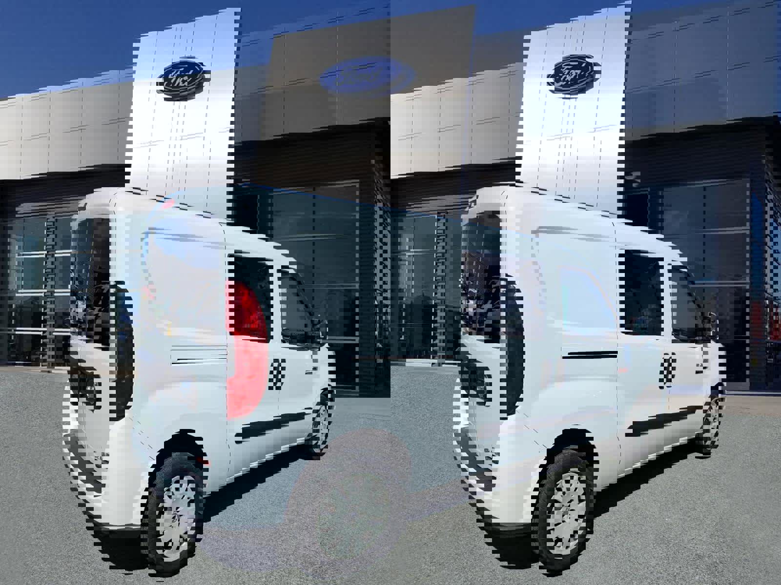 Used 2019 RAM ProMaster City Tradesman SLT image 2