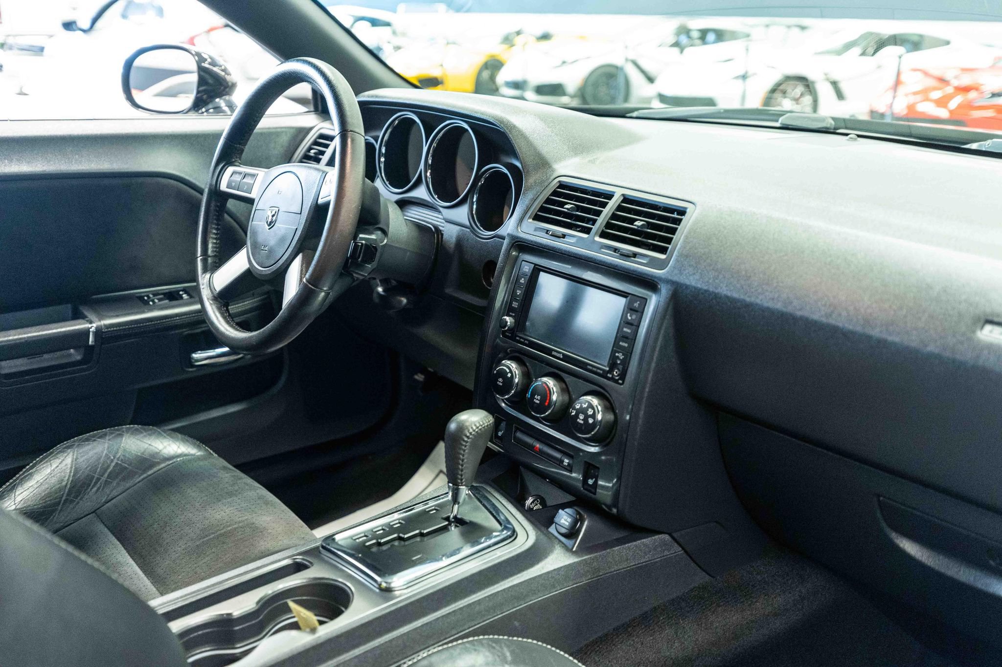 Used 2010 Dodge Challenger SRT8 RWD image 12