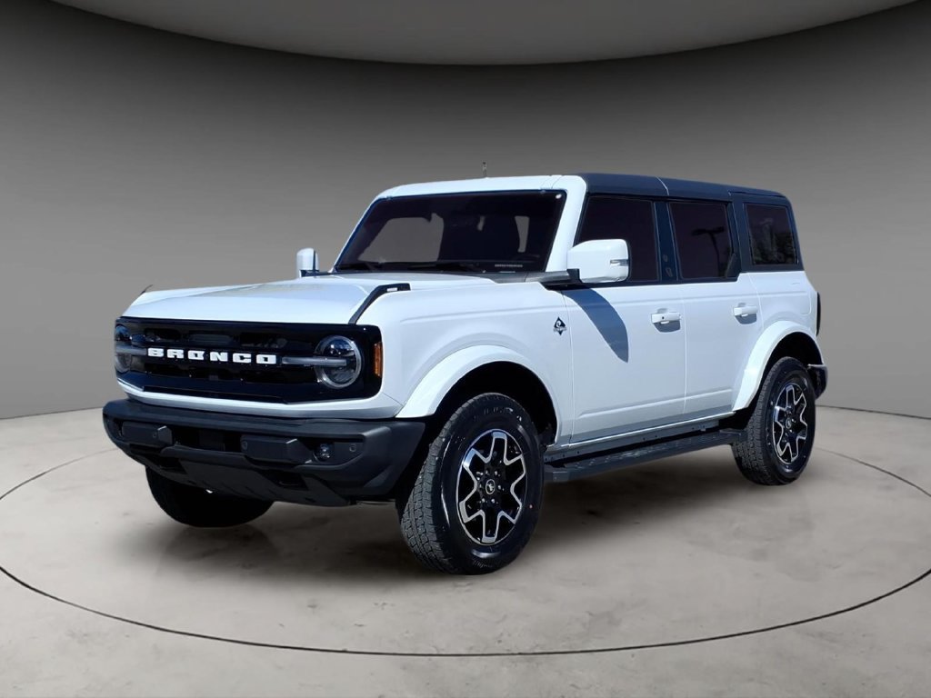 Certified 2024 Ford Bronco Outer Banks AWD/4WD image 2