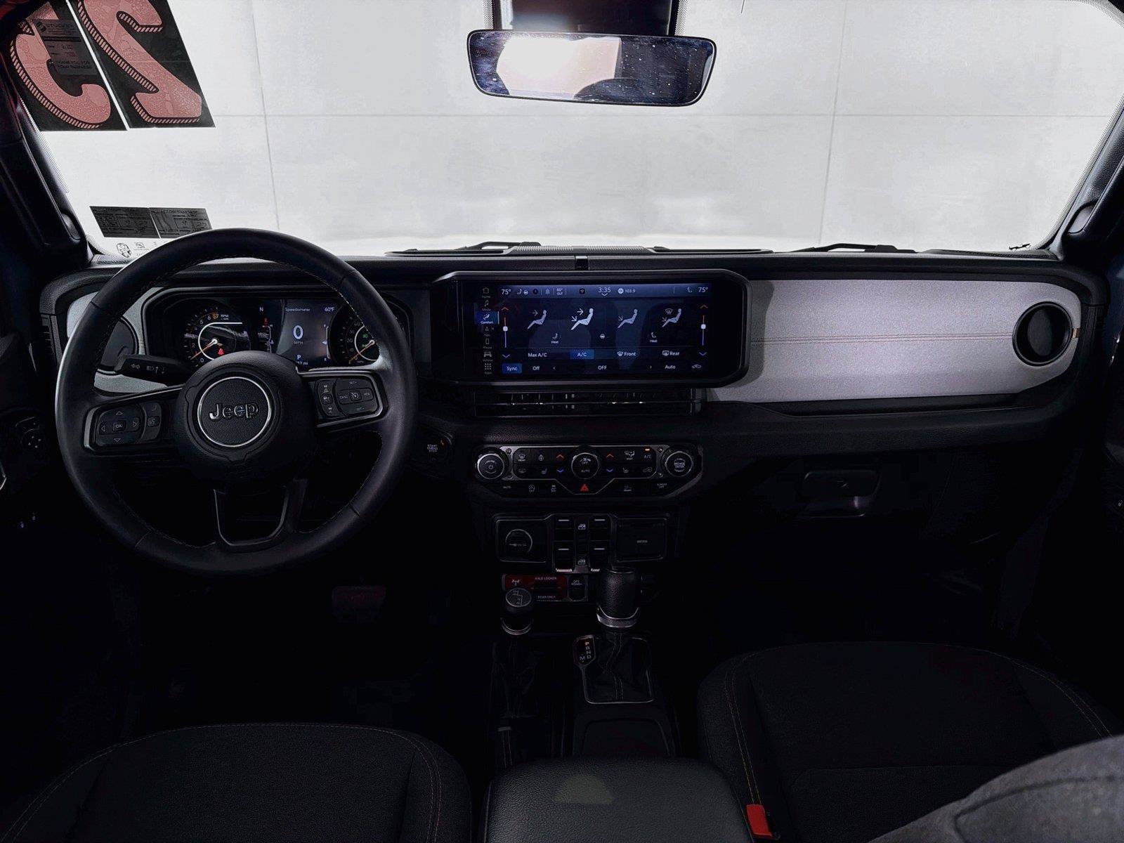 Used 2025 Jeep Gladiator Sport AWD/4WD image 27