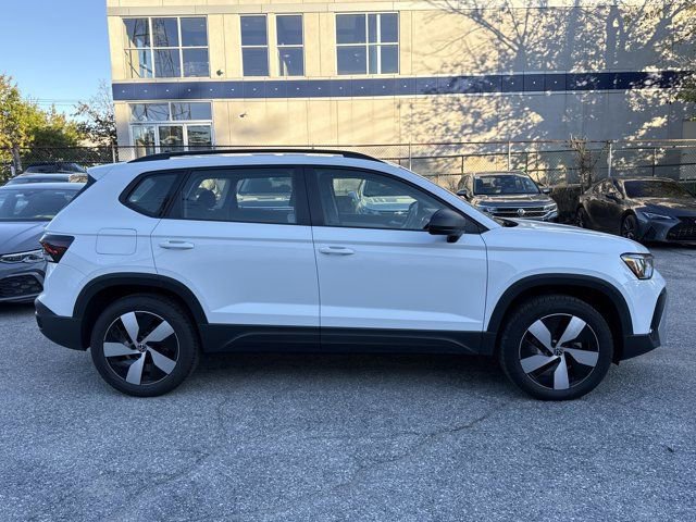 Used 2025 Volkswagen Taos S AWD/4WD image 4