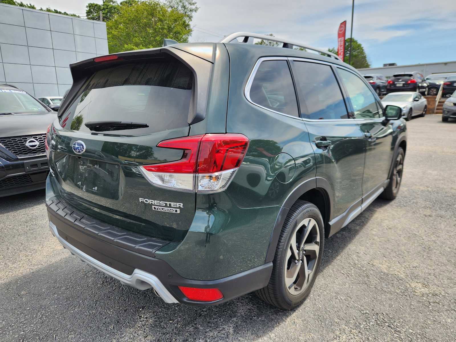Used 2023 Subaru Forester Touring AWD/4WD image 4