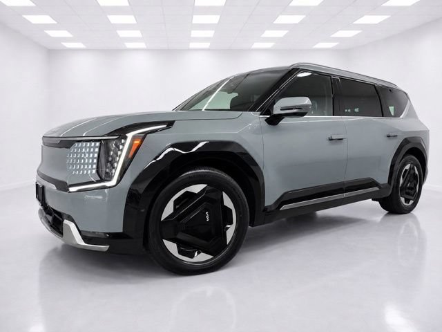 Used 2024 Kia EV9 Land AWD/4WD image 7