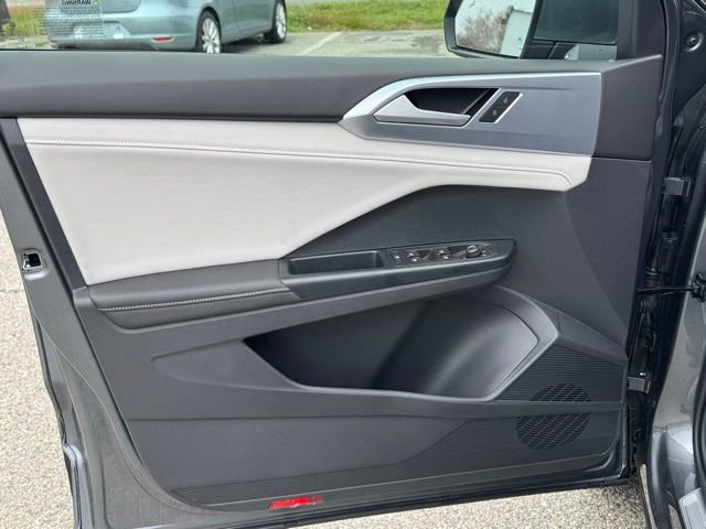 New 2026 Volkswagen Taos SE AWD/4WD image 31