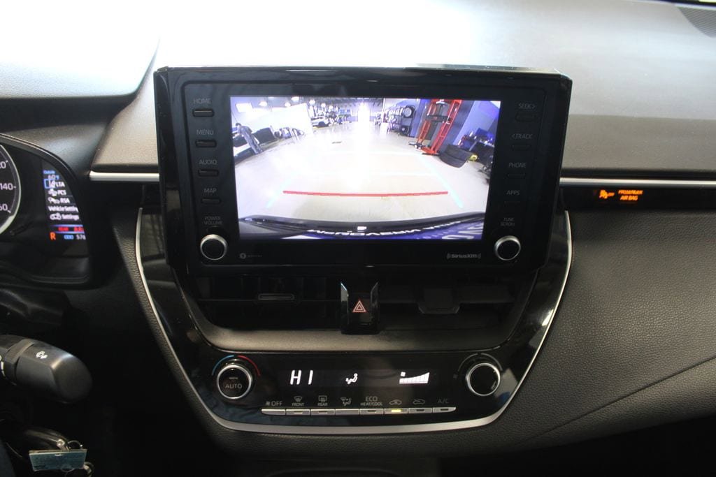 Used 2022 Toyota Corolla LE FWD image 27
