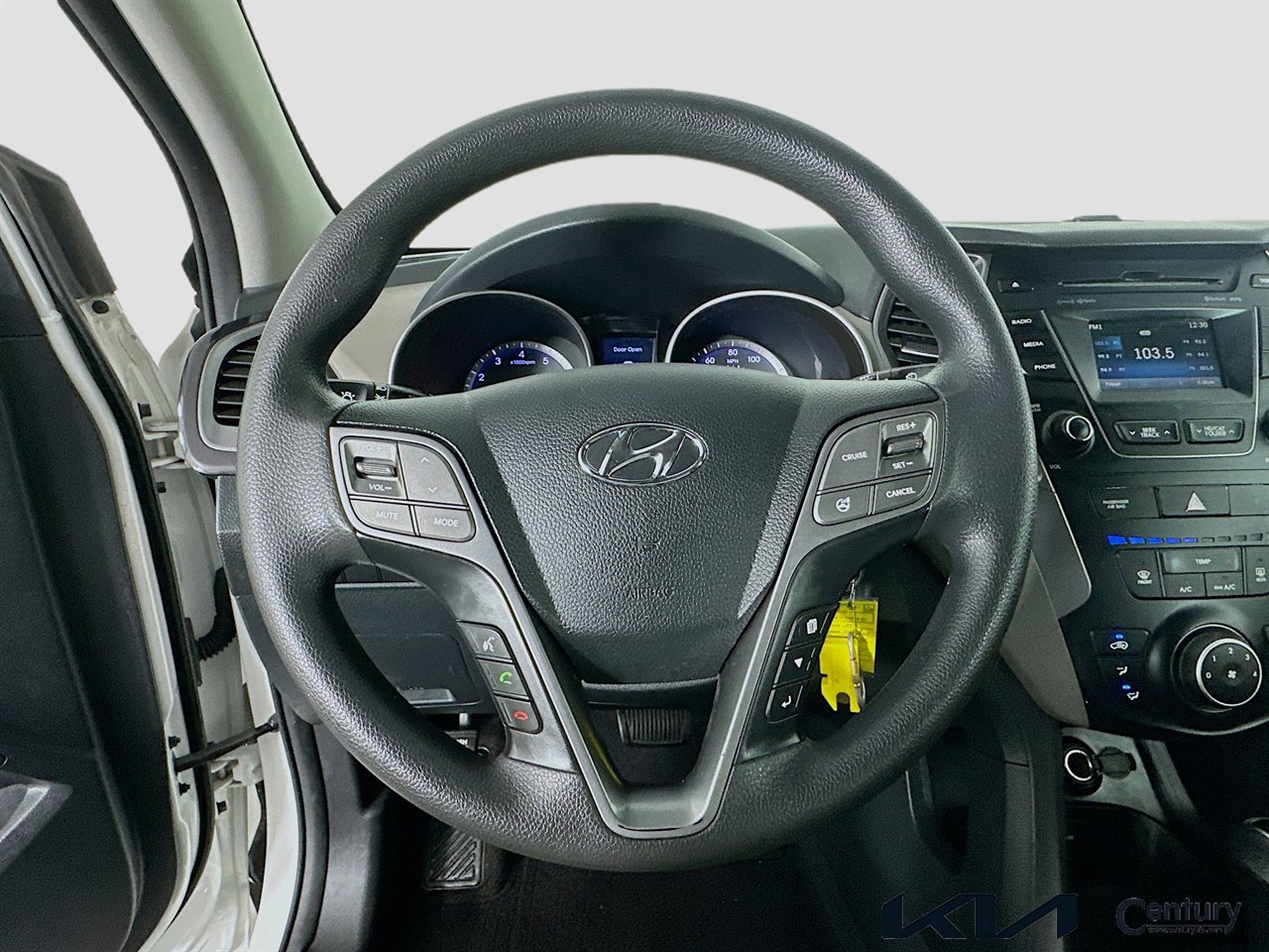 Used 2016 Hyundai Santa Fe SE image 11