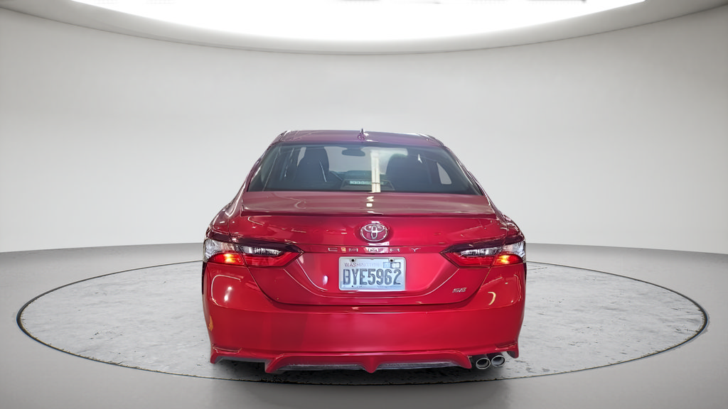 Used 2023 Toyota Camry SE FWD image 4