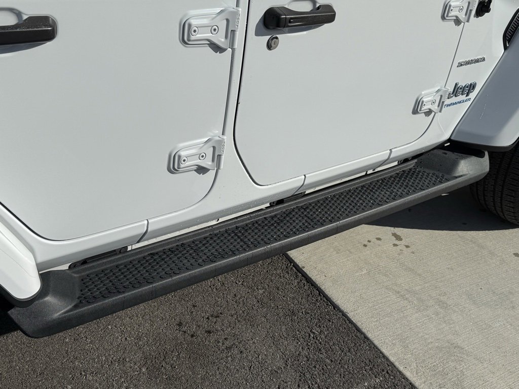 Used 2023 Jeep Wrangler Unlimited Sahara image 42