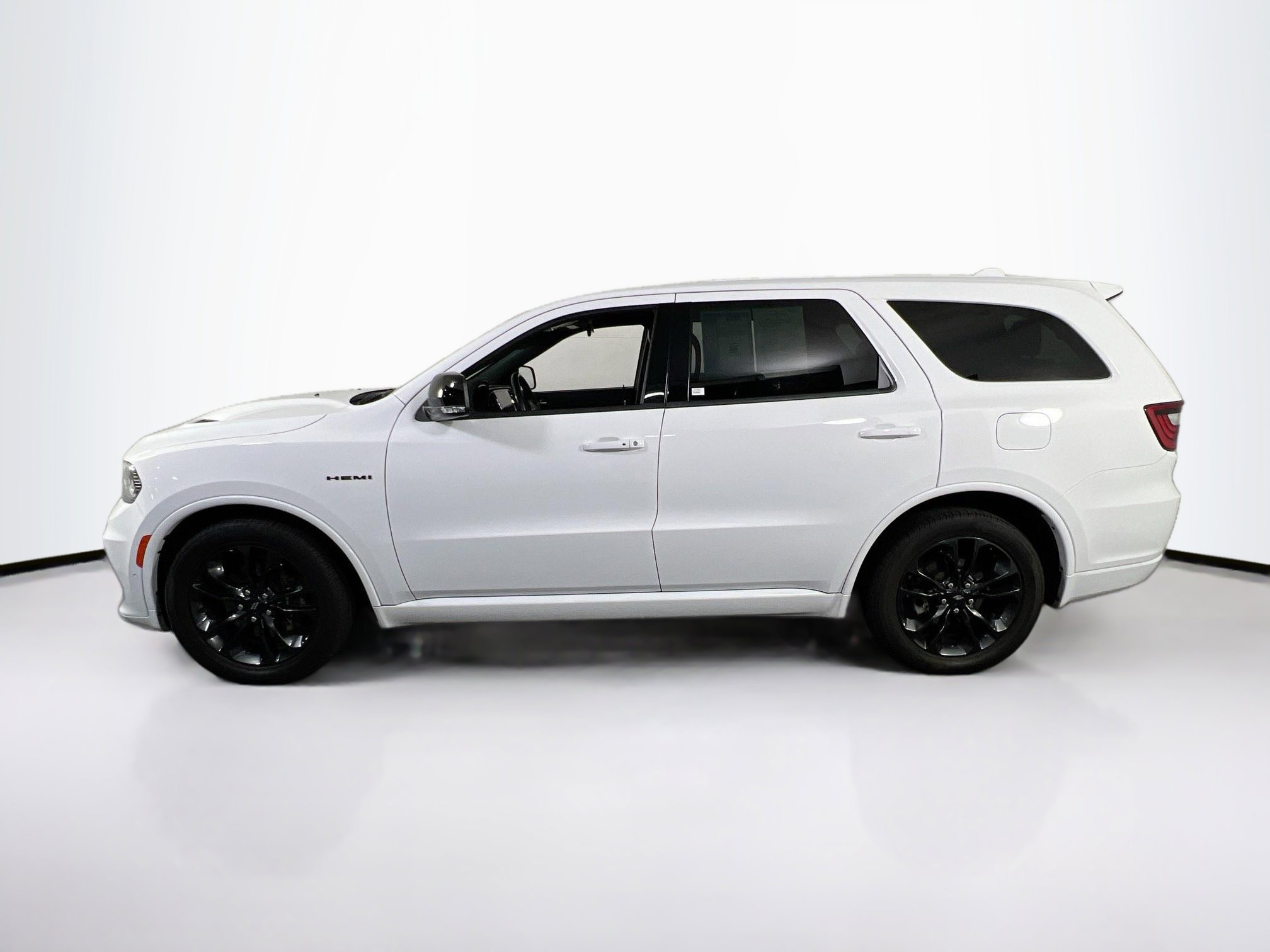 Used 2022 Dodge Durango R/T w/ Blacktop Package image 8