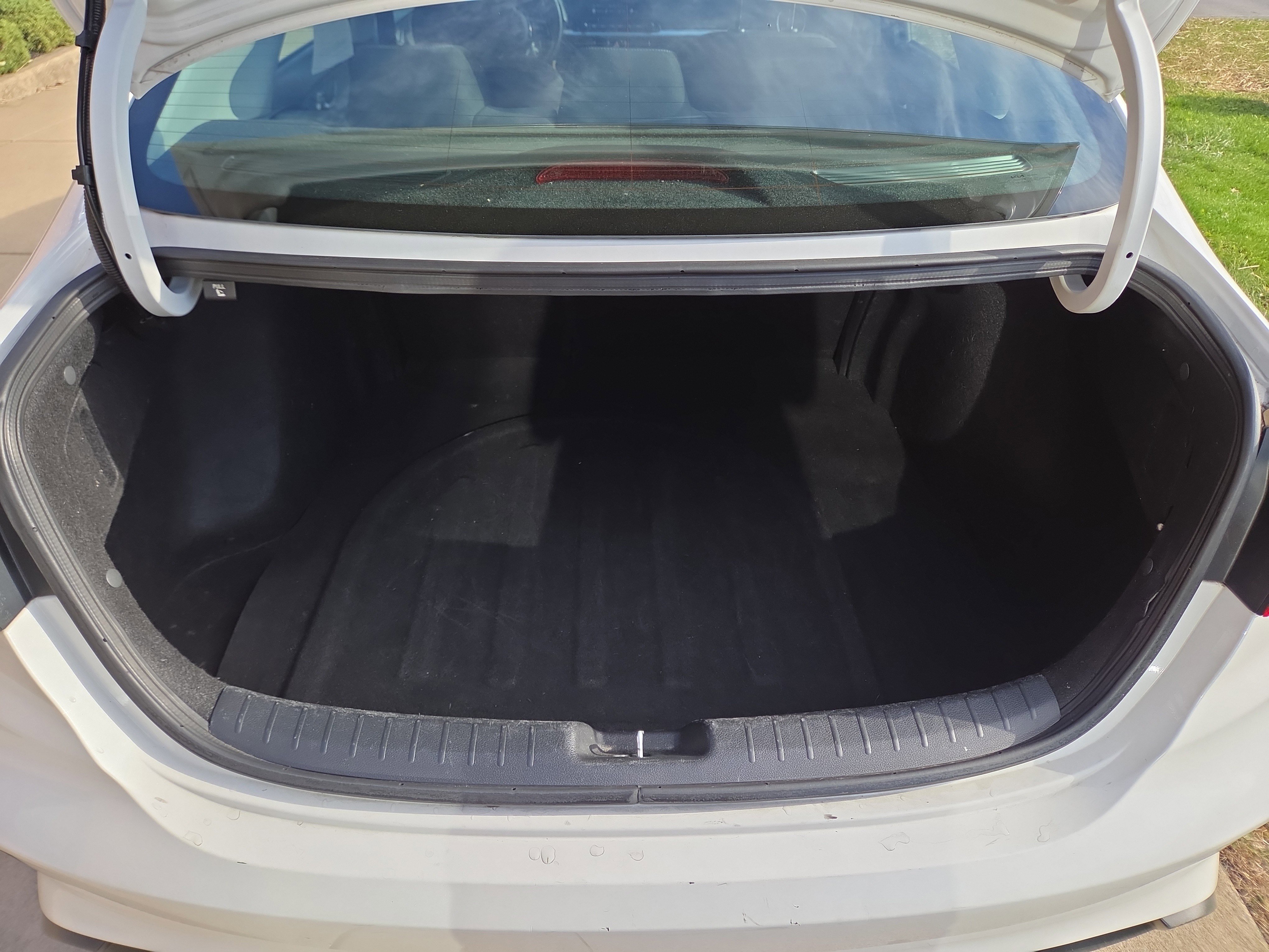 Used 2023 Kia Forte LXS image 5