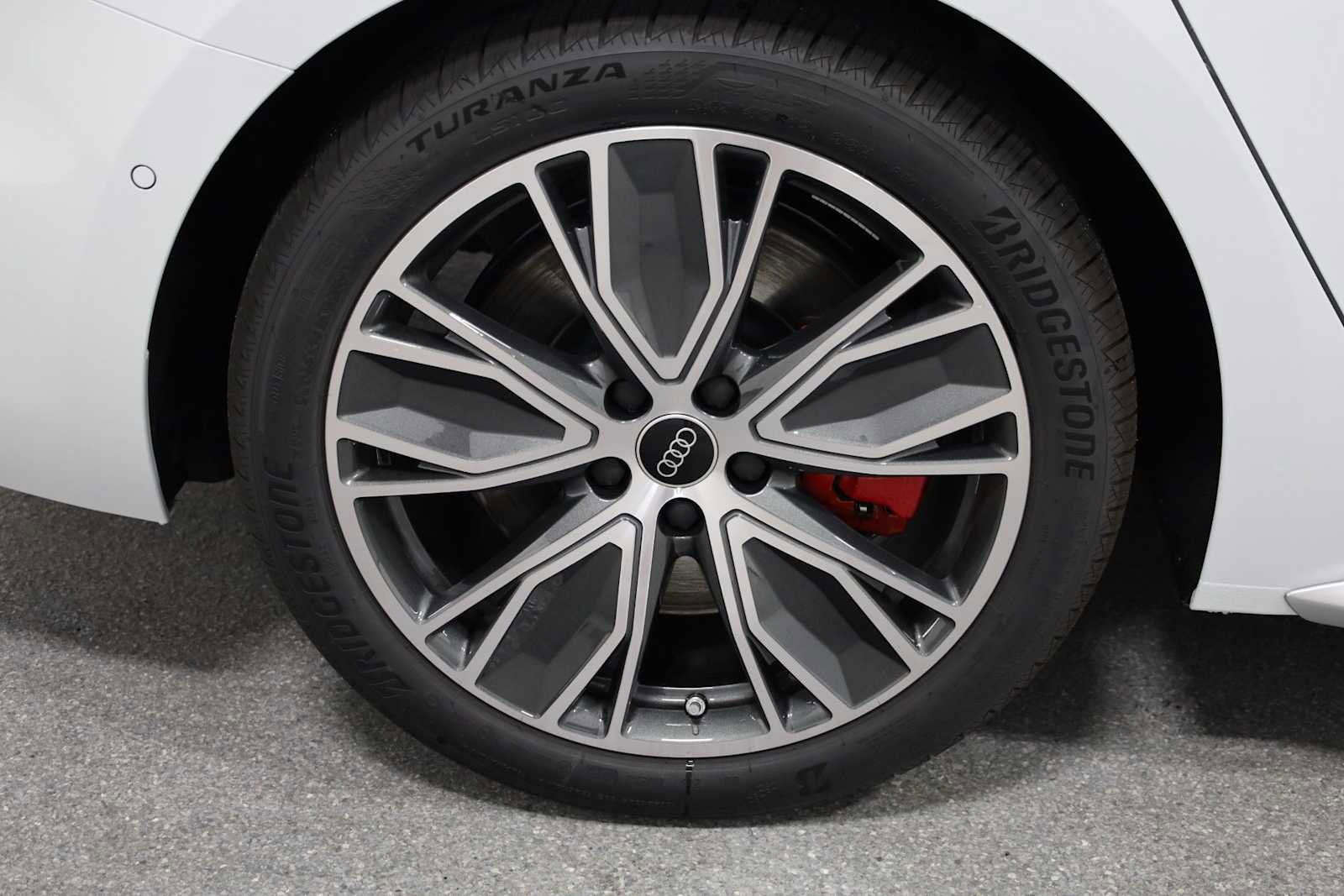 Certified 2025 Audi S5 Premium Plus w/ Premium Plus Package AWD/4WD image 34