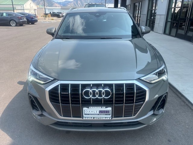 Used 2023 Audi Q3 2.0T Premium image 2