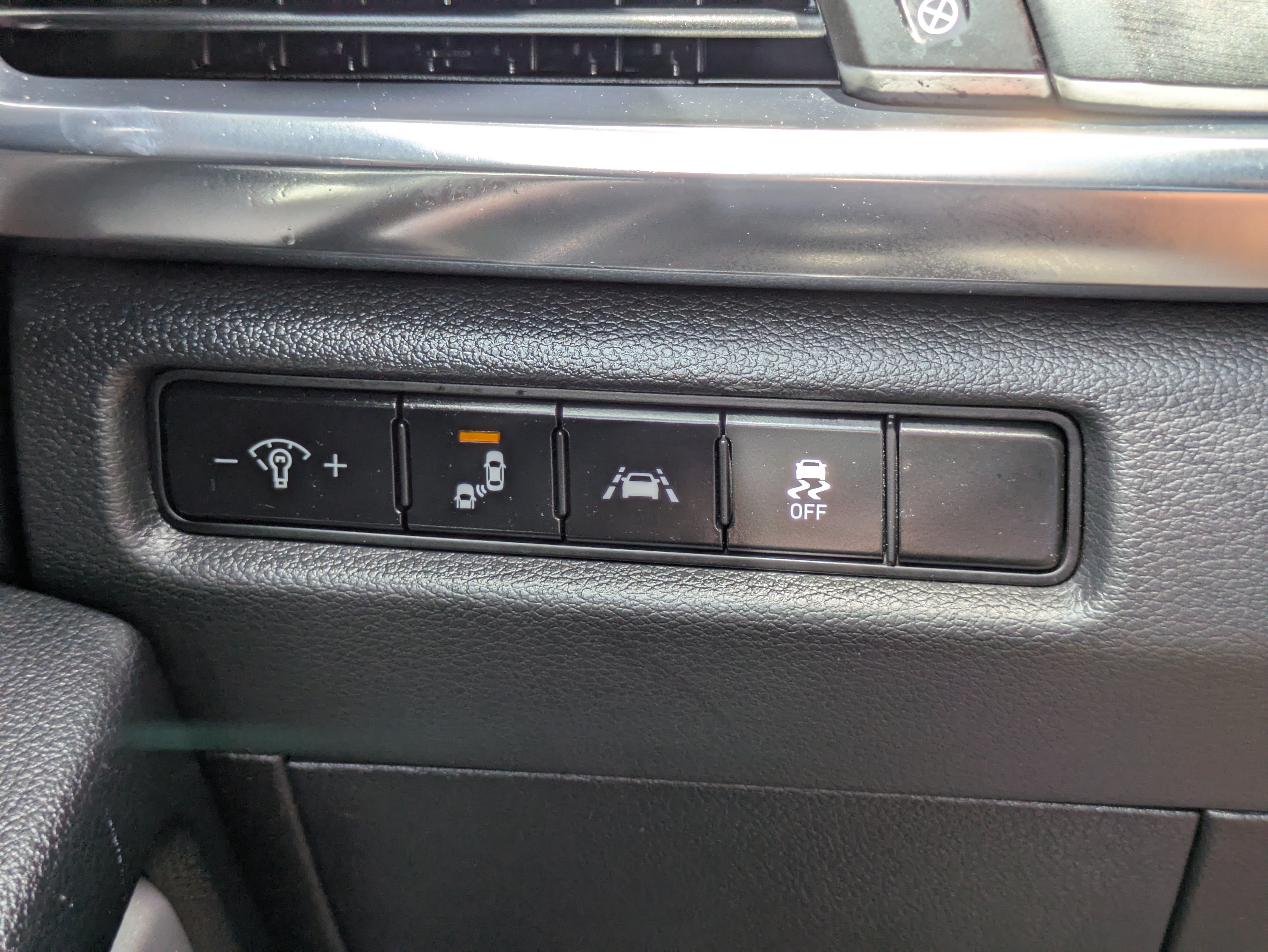 Used 2022 Kia Telluride LX AWD/4WD image 35