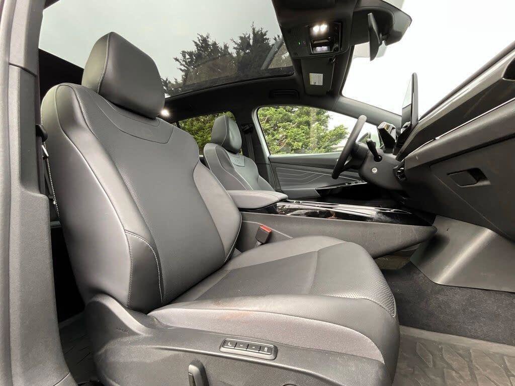 Used 2023 Volkswagen ID.4 Pro S image 12