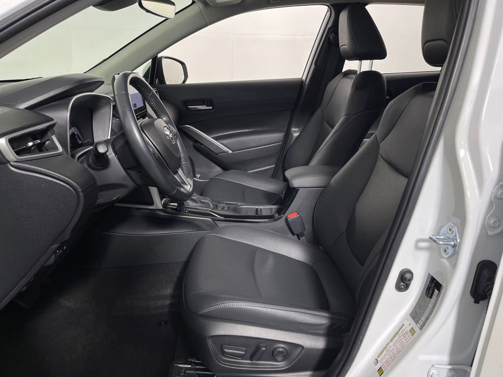 Certified 2023 Toyota Corolla Cross XLE w/ Convenience Package image 12