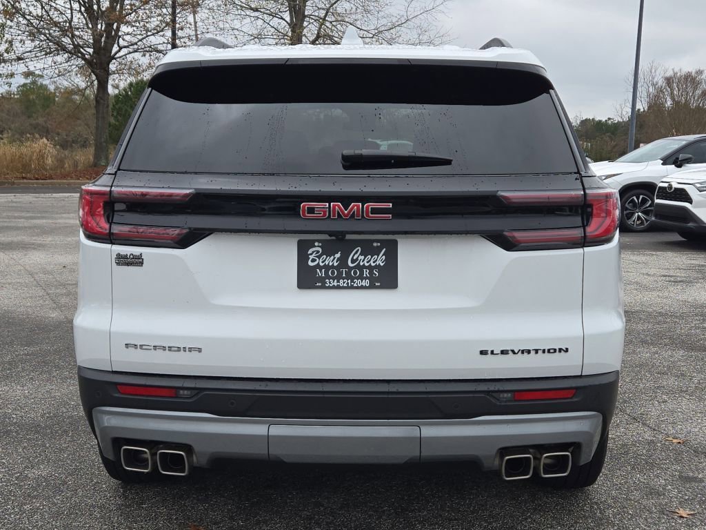 Used 2025 GMC Acadia Elevation image 8