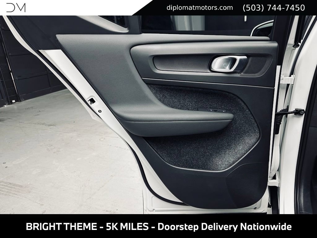 Used 2025 Volvo XC40 B5 Core w/ Protection Package Premier AWD/4WD image 28