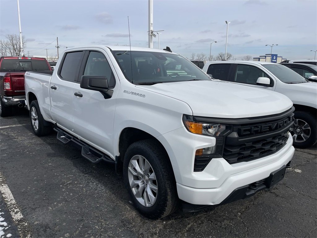 Used 2022 Chevrolet Silverado 1500 Custom image 12
