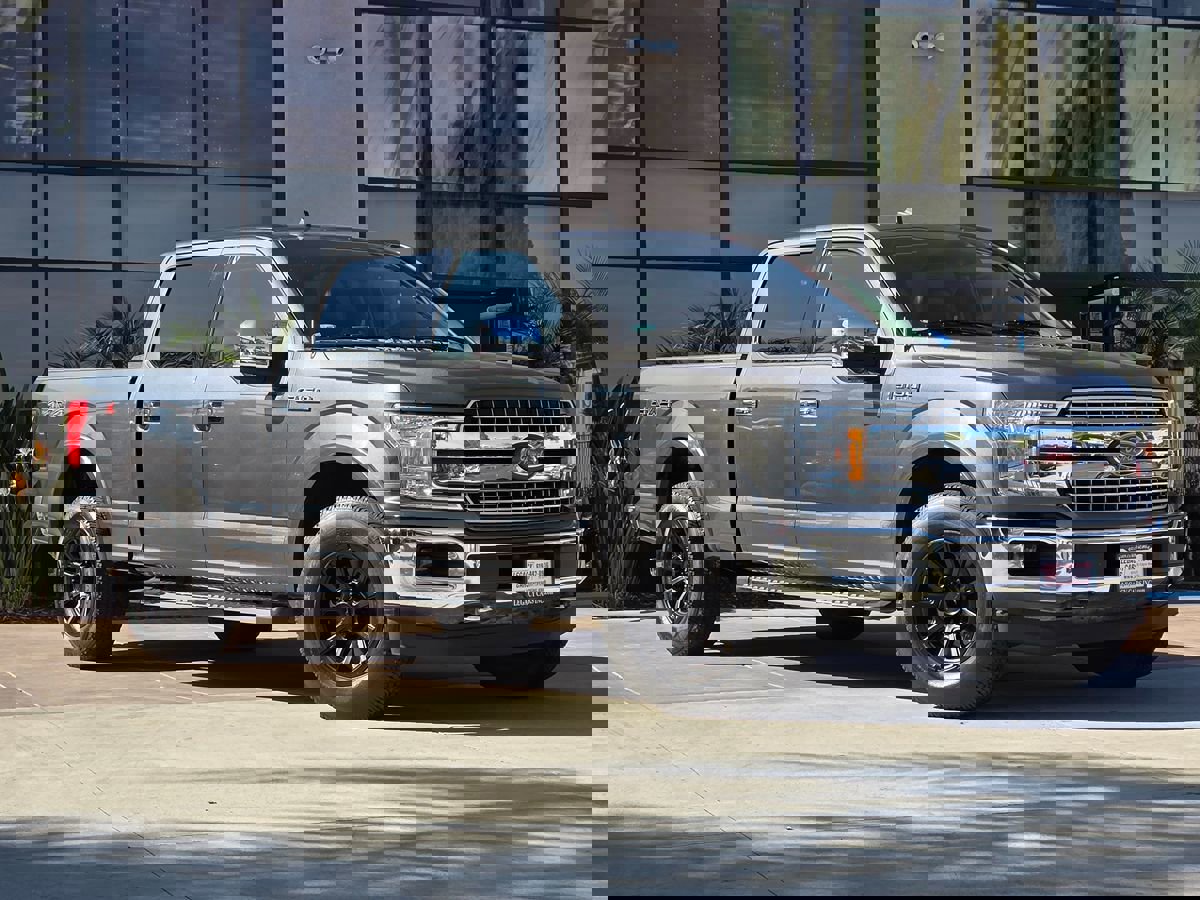 Used 2019 Ford F150 Lariat image 3