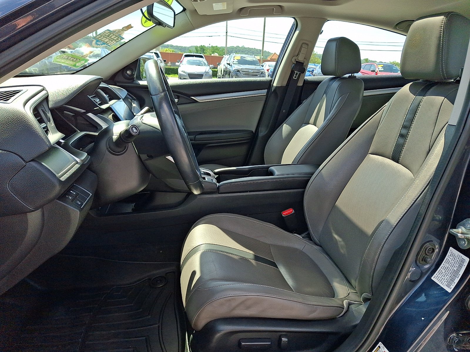 Used 2017 Honda Civic Touring image 13